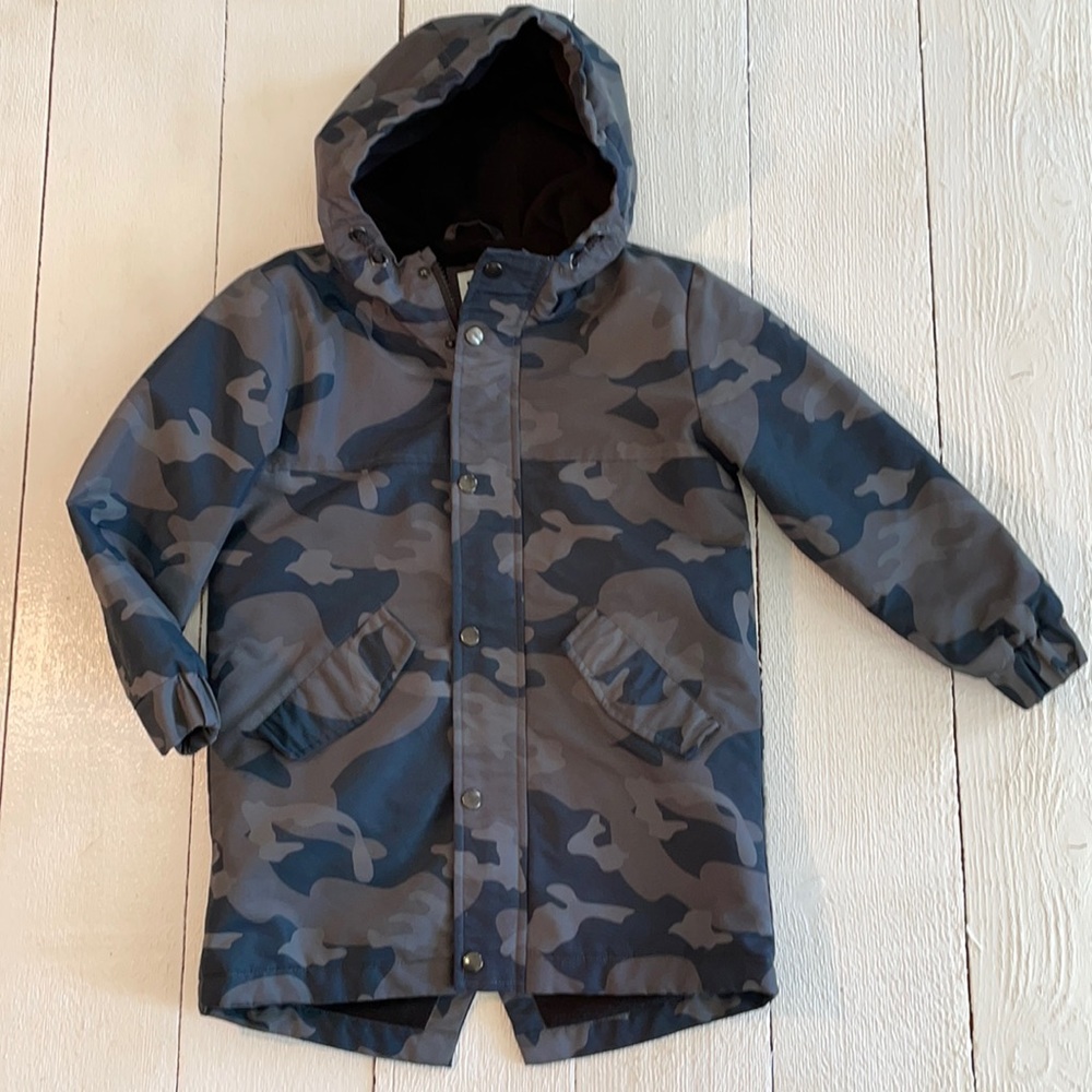 Cotton On Boy’s Camo Coat Size 5 6